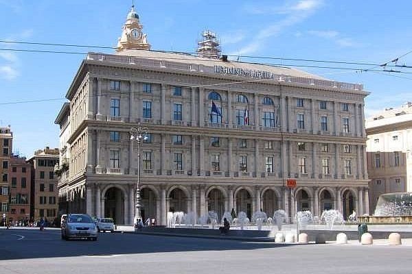 Interrogazione su misure di riorganizzazione e assegnazioni di incarichi dirigenziali di alcune strutture della Giunta regionale