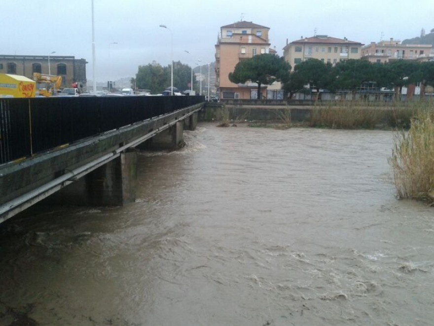 Comunicato su tombinatura torrenti della Liguria